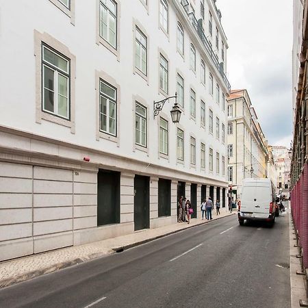 Joivy Modern 1-Bed Apt Nearby Praca Do Comercio, In Baixa Lisbon Luaran gambar