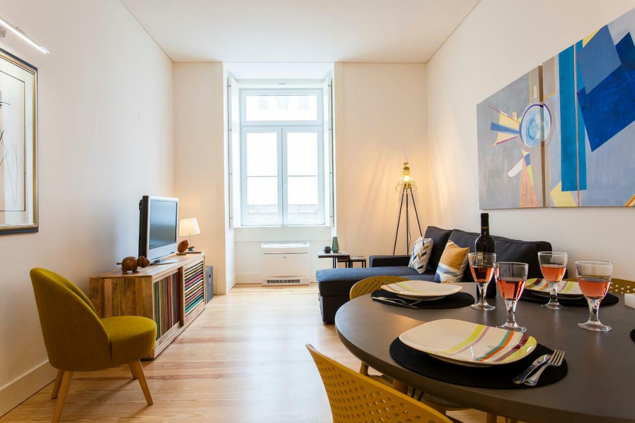 Joivy Modern 1-Bed Apt Nearby Praca Do Comercio, In Baixa Lisbon Luaran gambar