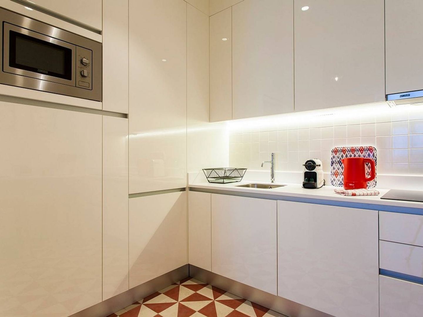 Joivy Modern 1-Bed Apt Nearby Praca Do Comercio, In Baixa Lisbon Luaran gambar
